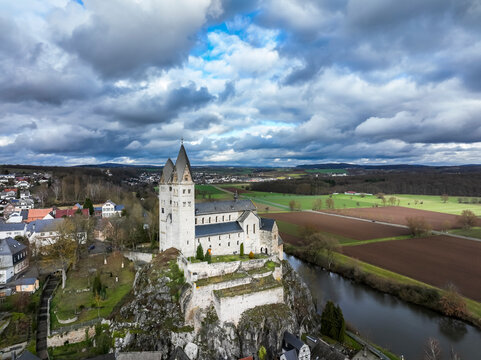 Luftaufnahme, Deutschland, Hessen, Dietkirchen, Lahn, Kirche St. Lubentius, bei Limburg