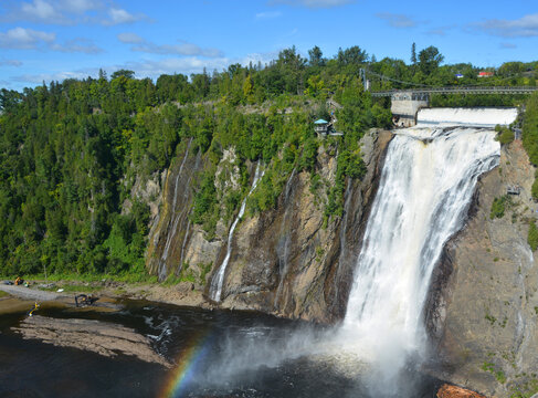 Montmorency Falls is a spectacular natural wonder located just minutes from Old Quebec, boasting an impressive height of 83 meters, 30 meters higher than Niagara Falls.