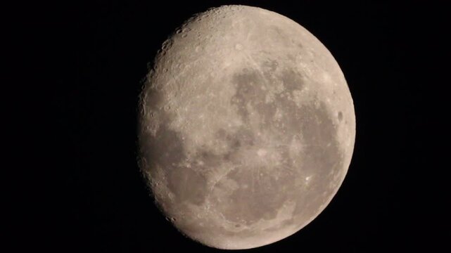 Waning Gibbous on 3 August 2026, Monday . The illuminated surface of the moon is 77% and getting smaller. The lunar cycle is 19 days old