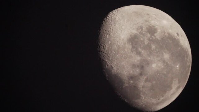 Waning Gibbous on 3 August 2026, Monday . The illuminated surface of the moon is 77% and getting smaller. The lunar cycle is 19 days old
