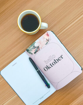 October Daily Planner