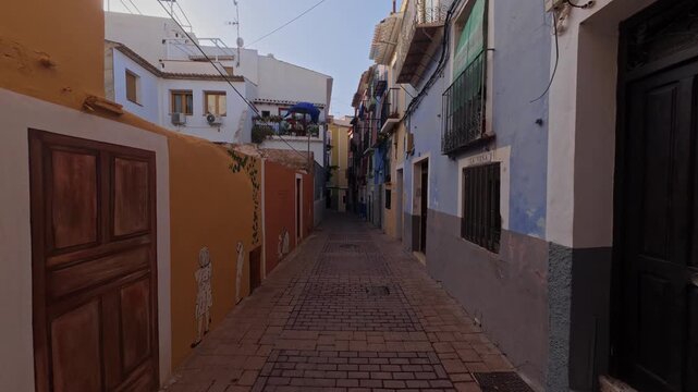Wander through the narrow streets of Albir and Altea along the Costa Blanca. Discover colorful buildings and a sunny Mediterranean atmosphere. Enjoy the local scenery and culture.