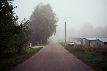 miasto,ulica,gęsta mgła,jesień © Marcin Łazarczyk