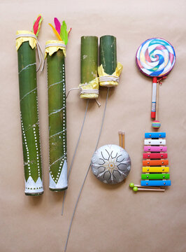 Finished thunder tube and other sound-effect props