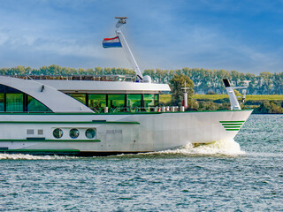 River cruise ship Treasures sailing along the Dutch waterway © Luc V. de Zeeuw