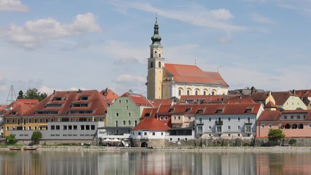 Sch&auml;rding with parish church, Inn, Innviertel, Upper Austria, Austria
