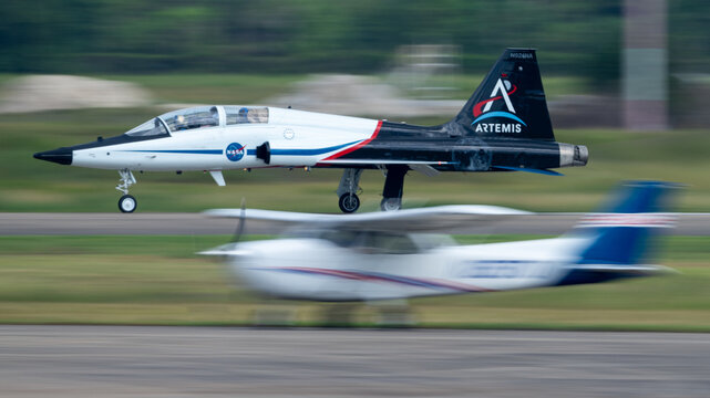 Artemis on the Move