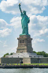 Distant View of Statue of Liberty in New York  © Niaholisc