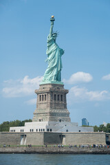 Distant View of Statue of Liberty in New York  © Niaholisc