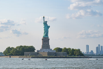 Distant View of Statue of Liberty in New York  © Niaholisc