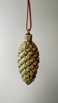 Hanging Glass Pine Cone Christmas Ornament Vertical