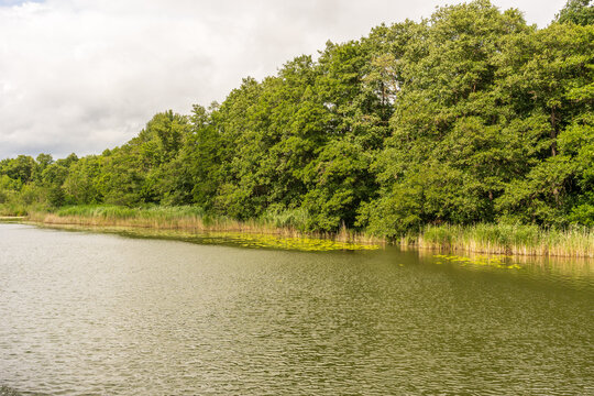 Der Reeckkanal zwischen M&uuml;ritz und K&ouml;lpinsee in Mecklenburg-Vorpommern