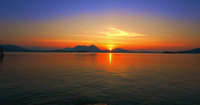  Relax by the lake at sunrise