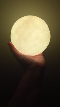 La luna en mis manos