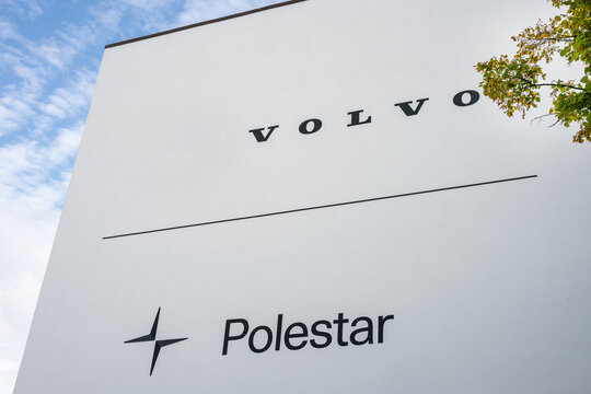 Volvo and Polestar lettering on a building fa&ccedil;ade in Hamburg