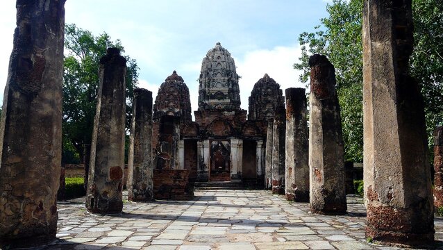 Wat Si Sawai, a temple located in Sukhothai Historical Park, Thailand