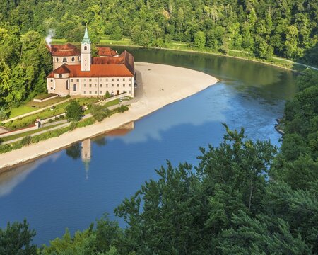 View of the Danube and Weltenburg Abbey at the Danube Breakthrough, Danube Valley near Kelheim, Lower Bavaria, Bavaria, Germany