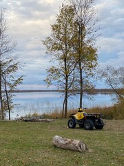 car beside the lake  © Tippayarat