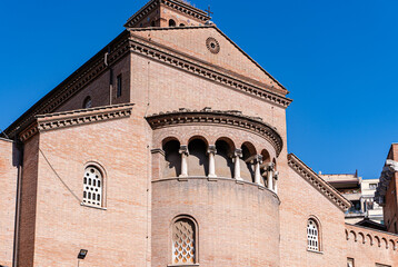 Fototapeta premium Architectural decor of the building in historical part of Rome