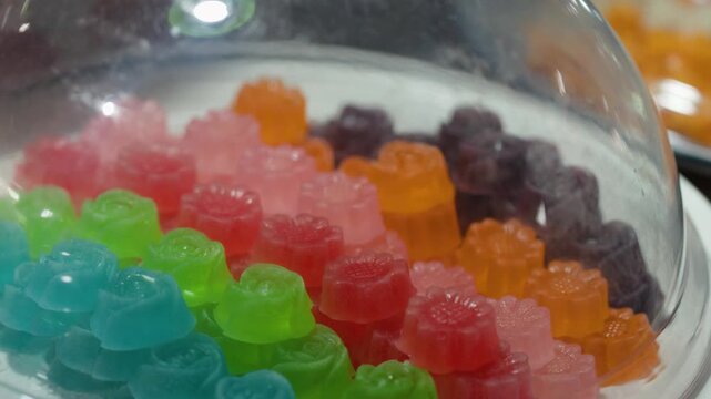 Colorful Flower Shaped Thai Jelly Candies Covered with Clear Plastic Dome