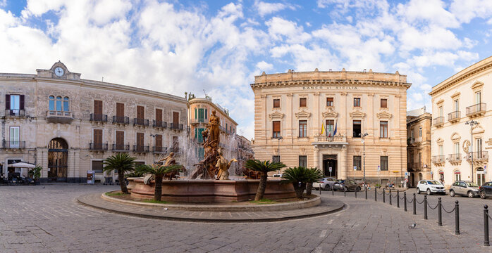 Piazza Archimede in Ortigia