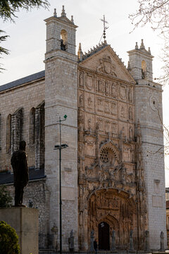 San pablo church facade and statue, valladolid