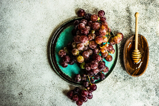 Raw and ripe grape