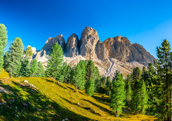  Odle (Geisler) - Panorama na szczyty górskie Dolomitów - jesień 2026, szlak Adolfa Munkela © grzegorz_pakula