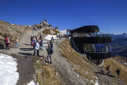 Nebelhorn, behind left summit cross Nebelhorn, right restaurant at summit station Nebelhorn, Oberstdorf, Oberallg&auml;u, Allg&auml;u, Bavaria, Germany