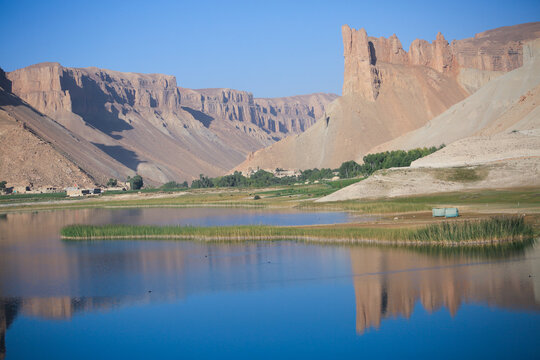 Band-e Amir, Bamyan, Afghanistan &ndash; stunning turquoise-blue lakes surrounded by dramatic mountains, pristine nature, peaceful landscapes, and breathtaking scenery in the heart of the Hindu Kush.