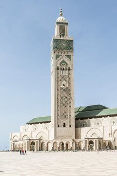 Hassan II Mosque, Grande Mosqu&eacute;e Hassan II, Moorish architecture, with 210m highest minaret in the world, Casablanca, Morocco