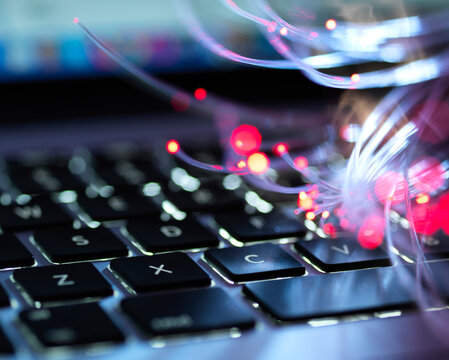 Fibre optics and tastatur of laptop