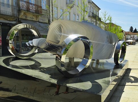 Bugatti Type 35 &ldquo;Grand Prix&rdquo; em exposi&ccedil;&atilde;o na Avenida Carvalho Ara&uacute;jo, Vila Real