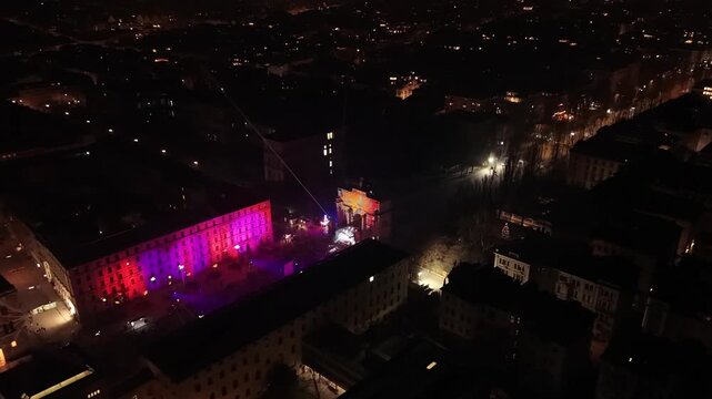 Munich historic Siegestor becomes a canvas for a digital art laser show for New Year 2026. A spectacular light display on Ludwigstrasse marks the midnight celebration in Bavaria.