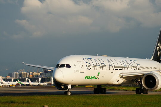 EVA Air Boeing 787 Star Alliance taxies on runway.
