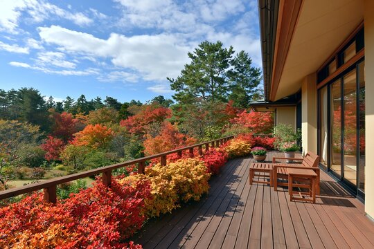 紅葉彩るウッドデッキで過ごす秋の休日日本の風景