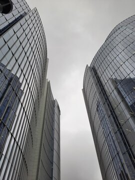 Torres enormes en Las Condes, Santiago Chile. Octubre 2026.