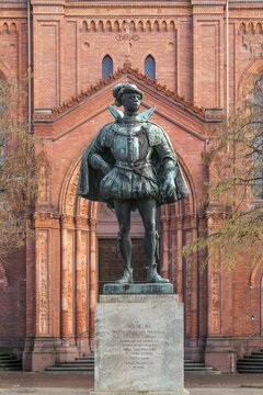 Monument to Prince Willem van Oranjes, Count of Nassau, in front of the Market Church, Wiesbaden, Hesse, Germany