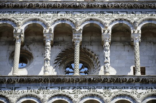 Facade, detail, San Michele in Foro, Lucca, Tuscany, Italy
