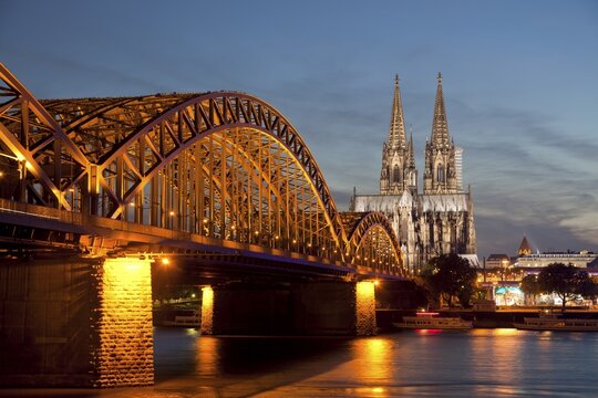 Cologne Cathedral and Hohenzollern Bridge, Cologne, North Rhine-Westphalia, Germany