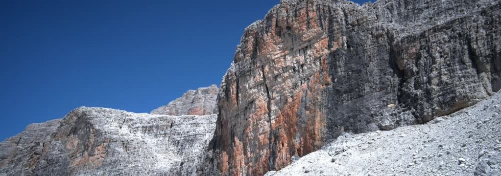 Anamorphic Lens 6K - Spectacular landscape in the Alimonta Dolomites