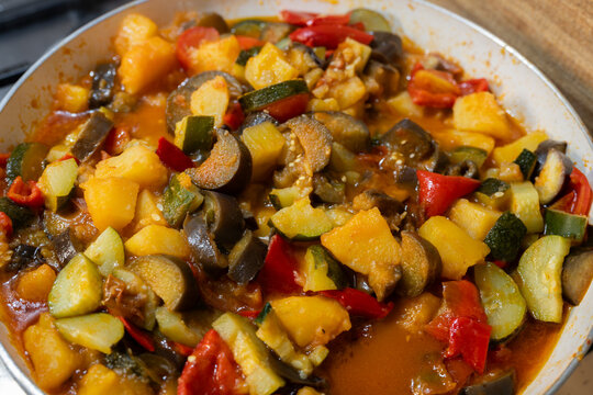 A rich and aromatic summer vegetable stew typical of Southern Italy: ciambotta.
