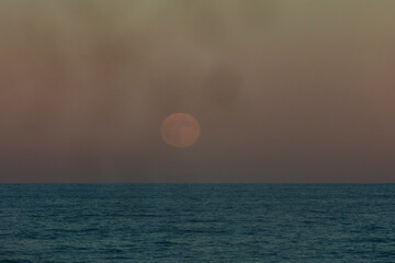 Lune de moisson - Pleine lune  © Temanu