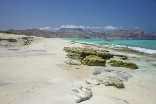 Beach in Shuab Bay, island of Socotra, Yemen