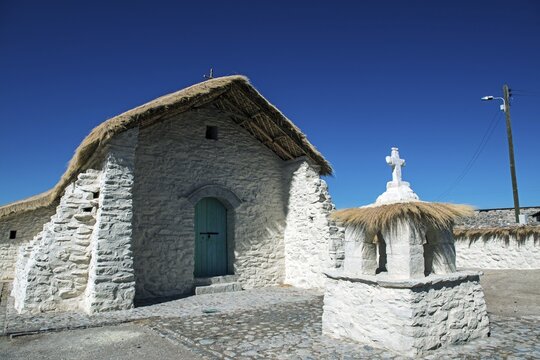 Church in village, 19th century Andean Baroque style, Guallatire, Region Arica y Parinacota, Northern Chile, Chile