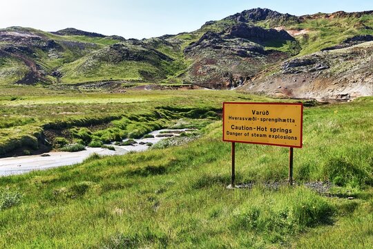 Shield, caution hot springs, high temperature area Kr&yacute;suv&iacute;k, Krisuvik, peninsula Reykjanes, near Reykjavik, Iceland