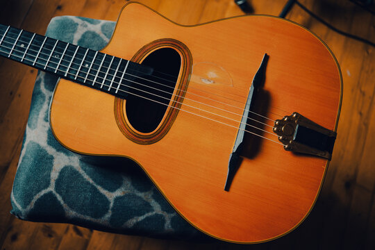 Gypsy jazz acoustic guitar in the living room
