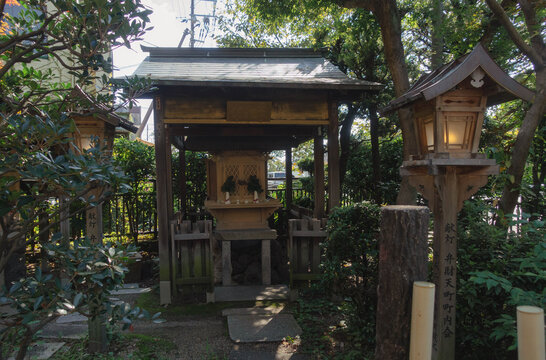 京都、祇園白川辨財天