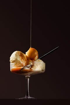 Vanilla ice cream with caramel