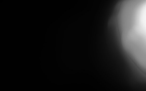 Smooth Monochrome Light Leak With Bright Blurred Glow. Suitable for Overlay, Screen Blend and Photo Effects.